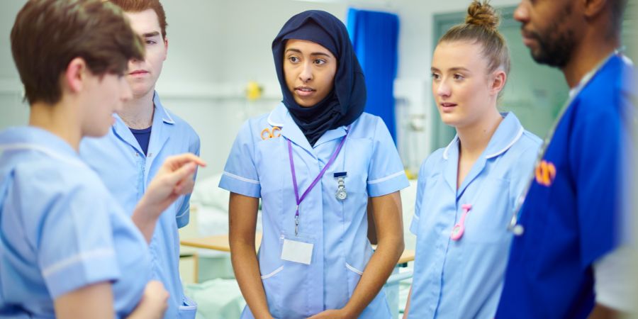 Trabajar en Dubái como Enfermera en el hospital